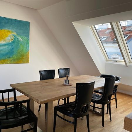 Rooftop Terrace- Panoramablick Ueber Wien Apartment Ngoại thất bức ảnh