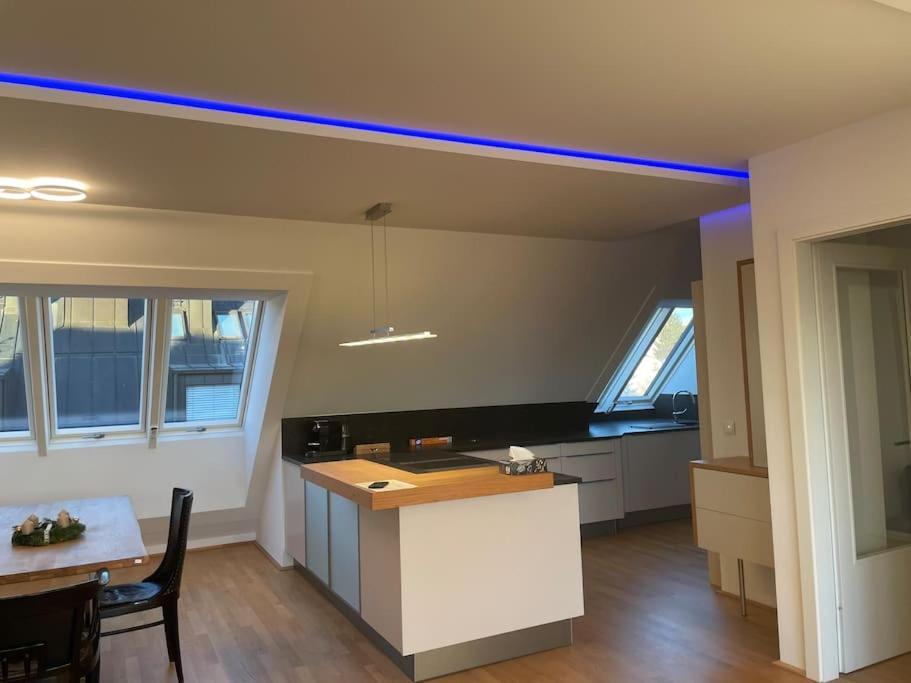 Rooftop Terrace- Panoramablick Ueber Wien Apartment Ngoại thất bức ảnh